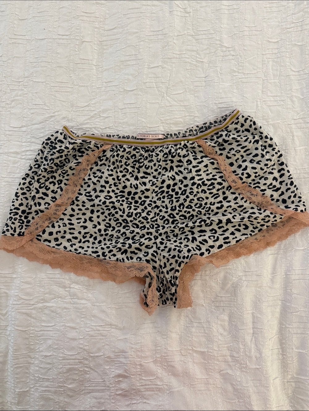 Victoria's Secret Leopard-Print Lace Trim Sleep Shorts Sz Small